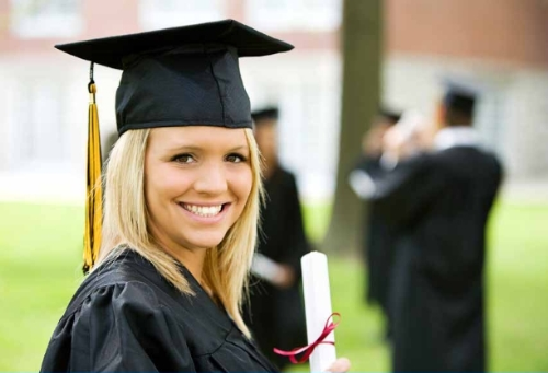 Ưu điểm của chương trình học bổng đại học, thạc sĩ tại đây là thời gian xét tuyển học bổng nhanh, khoảng 10 ngày làm việc; học sinh không bắt buộc phải có chứng chỉ SAT. 